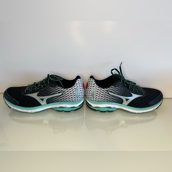 Mizuno Running Shoes Wave Rider 18 - X10 - U4ic Black/Silver/Teal Size 9 Women - Picture 3 of 16